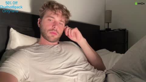 Snapshot of hot8pack01 chatting on September 17, 2025, 7:26 pm Edward aka Wolf online show from September 17, 2025, 7:26 pm