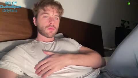 Snapshot of hot8pack01 chatting on December 1, 2025, 5:12 am Edward aka Wolf online show from December 1, 2025, 5:12 am