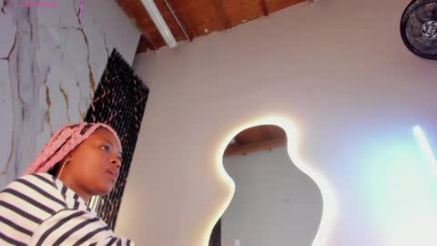 Snapshot of hot__genesis chatting on May 24, 2026, 2:05 am hot__genesis online show from May 24, 2026, 2:05 am