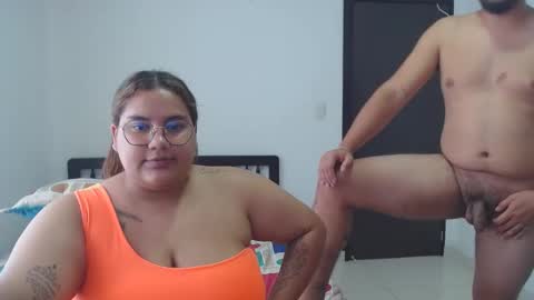 Snapshot of hot__husbands chatting on February 16, 2025, 11:05 pm hot__husbands online show from February 16, 2025, 11:05 pm