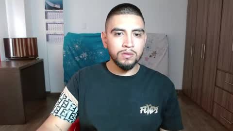 hot__husbands online show from May 31, 2026, 6:20 pm