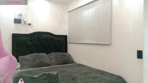 Snapshot of hot_beauty__ chatting on July 1, 2026, 2:13 am VALENTINA online show from July 1, 2026, 2:13 am
