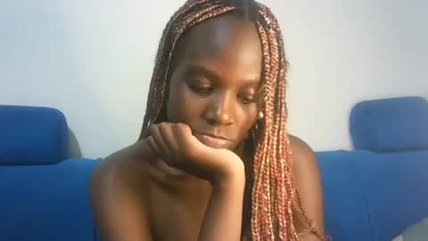 Snapshot of hot_berry2003 chatting on February 27, 2025, 5:58 pm Millie online show from February 27, 2025, 5:58 pm