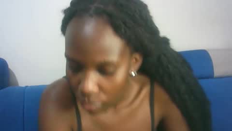 Snapshot of hot_berry2003 chatting on September 25, 2025, 6:44 pm Millie online show from September 25, 2025, 6:44 pm