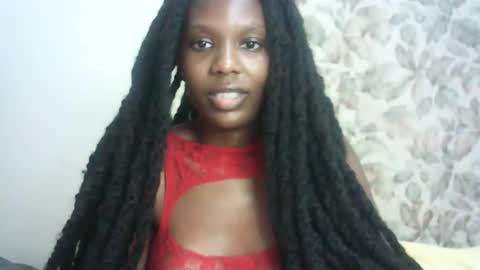 Snapshot of hot_berry2003 chatting on October 13, 2025, 7:58 pm Millie online show from October 13, 2025, 7:58 pm