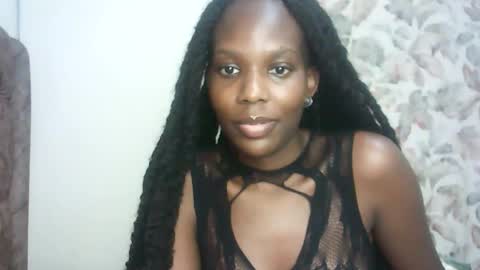 Snapshot of hot_berry2003 chatting on October 18, 2025, 7:58 pm Millie online show from October 18, 2025, 7:58 pm