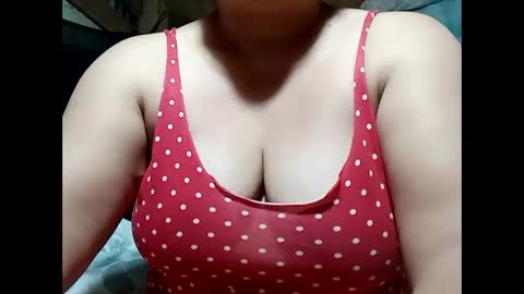 hot_boobs21 online show from February 11, 2025, 9:03 pm