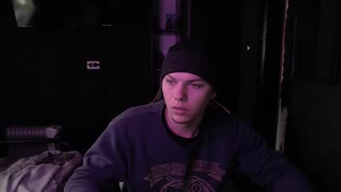 Snapshot of hot_boy_2002_ chatting on October 30, 2025, 7:54 am Hot boy 2002 online show from October 30, 2025, 7:54 am