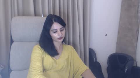 Snapshot of hot_bruny chatting on November 9, 2025, 11:19 am Bruny online show from November 9, 2025, 11:19 am