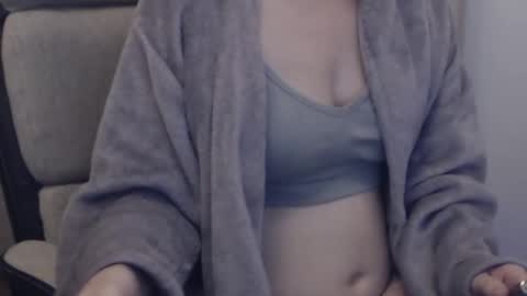 Snapshot of hot_bruny chatting on November 10, 2025, 8:41 pm Bruny online show from November 10, 2025, 8:41 pm