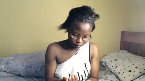 Snapshot of hot_candy2 chatting on July 7, 2026, 3:31 am Candy online show from July 7, 2026, 3:31 am