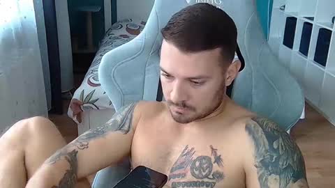 hot_cap_77 online show from October 6, 2025, 1:19 pm