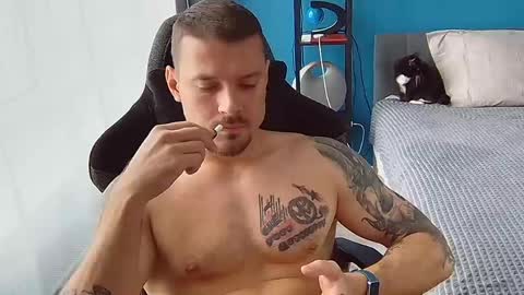 hot_cap_77 online show from May 28, 2026, 12:24 pm
