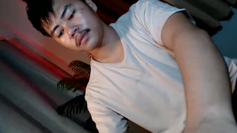 hot_emmanuel online show from June 7, 2026, 6:39 am