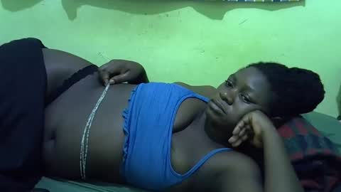Snapshot of hot_girlly chatting on March 21, 2026, 3:22 am hot_girlly online show from March 21, 2026, 3:22 am
