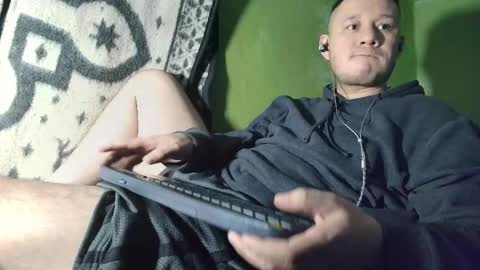hot_guy36 online show from January 17, 2026, 4:28 am