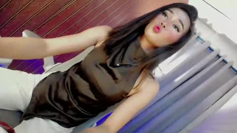 just call me laura online show from May 8, 2026, 8:36 pm