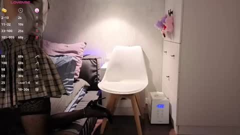 Alexandra online show from December 3, 2025, 4:05 pm