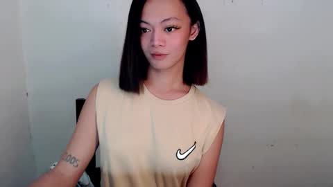 SWEET AGATHA online show from October 17, 2025, 6:38 am