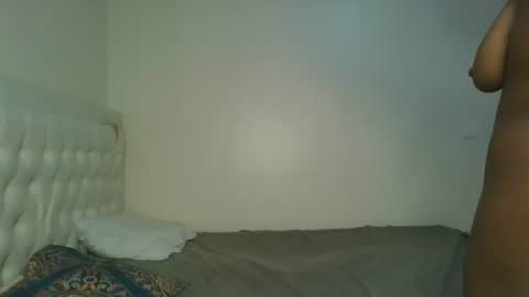 Snapshot of hot_petite1 chatting on November 1, 2025, 12:18 pm Hot petite online show from November 1, 2025, 12:18 pm