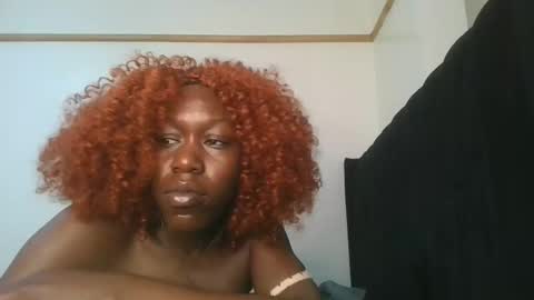 Hot petite online show from April 16, 2026, 11:18 pm