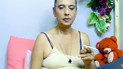 Snapshot of hot_queen58 chatting on June 16, 2026, 6:21 pm hot queen online show from June 16, 2026, 6:21 pm