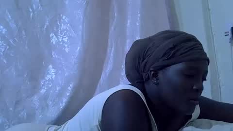 RAYLAH online show from February 9, 2026, 11:14 am