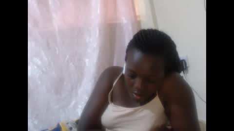 RAYLAH online show from February 25, 2026, 4:44 am