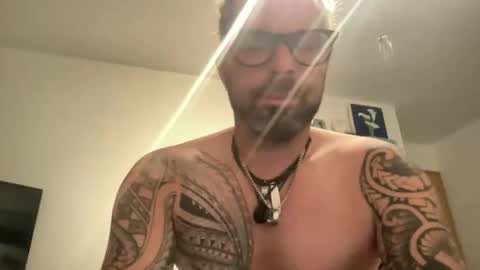 Snapshot of hot_sex83 chatting on September 28, 2025, 8:03 pm letmedoo2 online show from September 28, 2025, 8:03 pm