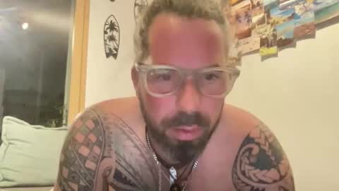 Snapshot of hot_sex83 chatting on October 28, 2025, 5:37 pm letmedoo2 online show from October 28, 2025, 5:37 pm