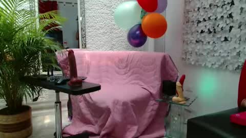 hot sexy bunny online show from February 24, 2026, 5:22 pm