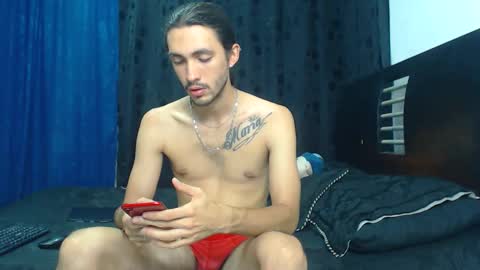 Hot Sharks   online show from April 3, 2026, 7:06 am