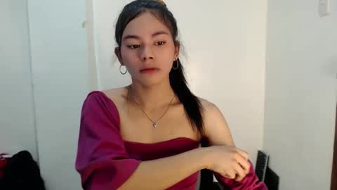 Snapshot of hot_yanna143 chatting on April 29, 2026, 7:56 am Yanna online show from April 29, 2026, 7:56 am