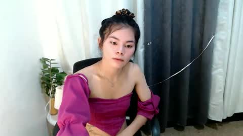 Snapshot of hot_yanna143 chatting on May 29, 2026, 1:53 pm Yanna online show from May 29, 2026, 1:53 pm