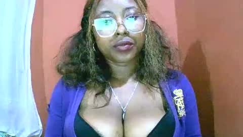 hotarian1 online show from June 2, 2026, 8:05 am