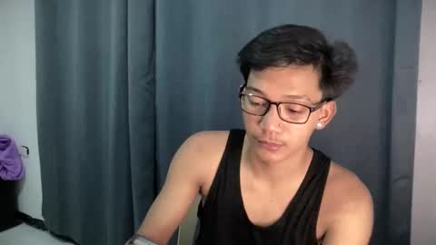 hotasian_jerome online show from April 5, 2026, 6:10 am