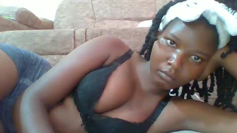 love online show from February 27, 2025, 11:10 am