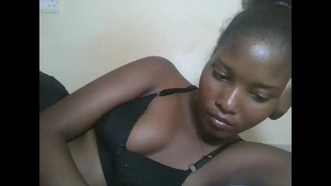 love online show from November 30, 2025, 7:29 pm