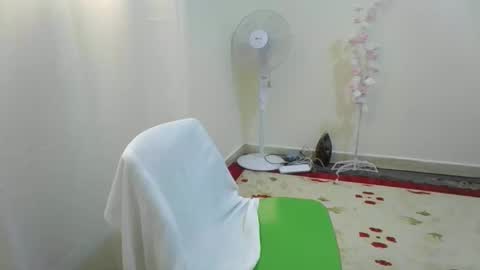 Hotboy8677 online show from April 28, 2026, 7:24 am
