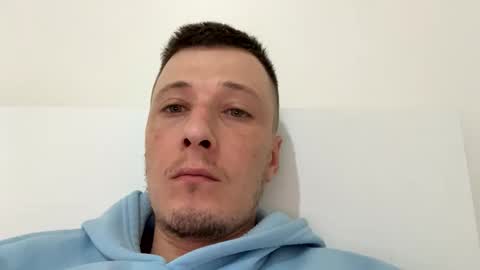 hotboy96hot96 online show from April 19, 2026, 10:03 am