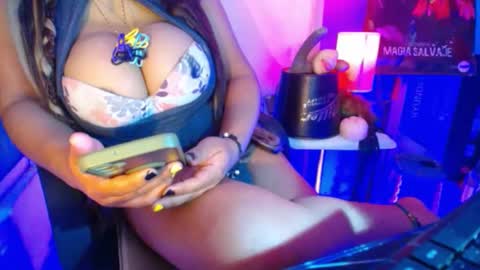 Snapshot of hotbritneyxx chatting on February 21, 2025, 8:07 am hotbritneyxx online show from February 21, 2025, 8:07 am