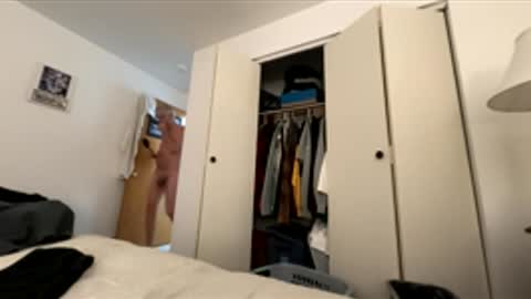 hotbuns69_ online show from December 2, 2025, 10:31 am