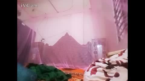 Hotcapolx online show from November 25, 2025, 4:40 pm