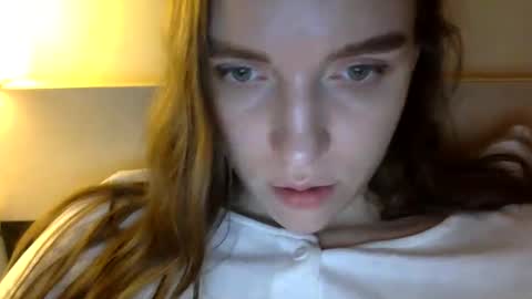 Snapshot of hoteffy chatting on December 21, 2024, 10:40 pm effy online show from December 21, 2024, 10:40 pm