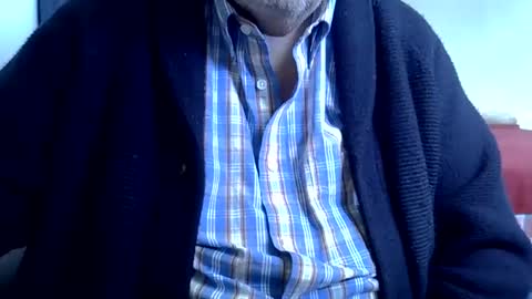 hotejok online show from May 12, 2026, 10:01 am