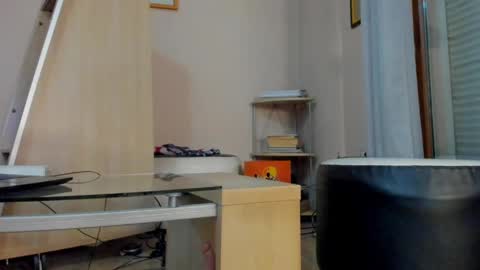 Erika  online show from April 30, 2026, 9:08 pm