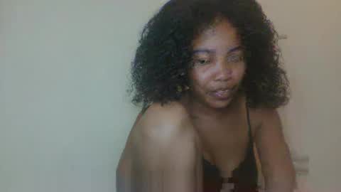 hotfelicia online show from May 13, 2026, 12:24 pm