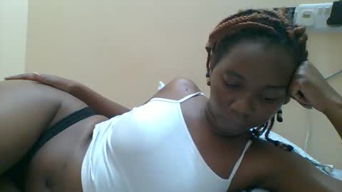 Queen online show from November 5, 2025, 7:36 pm