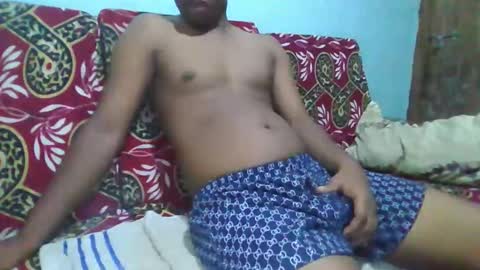Snapshot of hotguyy001 chatting on December 1, 2025, 1:54 am hotguyy001 online show from December 1, 2025, 1:54 am