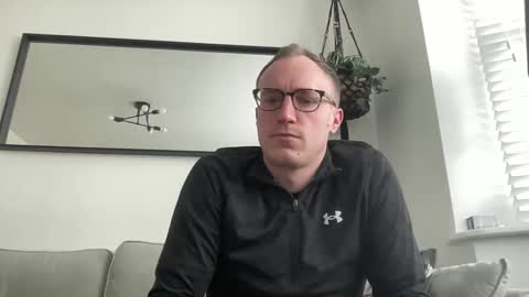 Snapshot of hotholby86 chatting on December 29, 2024, 1:17 pm hotholby86 online show from December 29, 2024, 1:17 pm